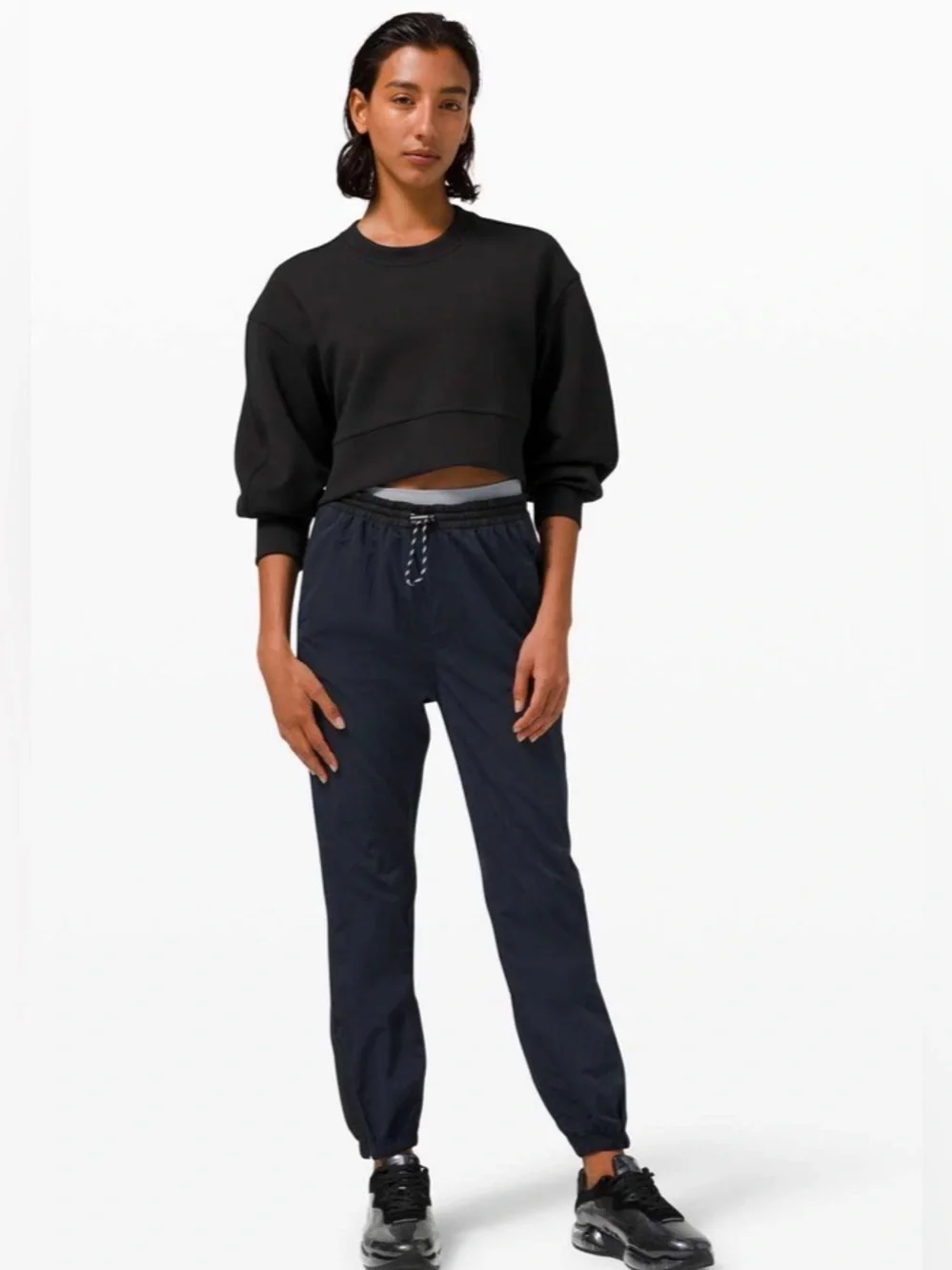 Lululemon Evergreen Track Pant Size 2 Zip Cuffs Running Activewear Pockets Gym
